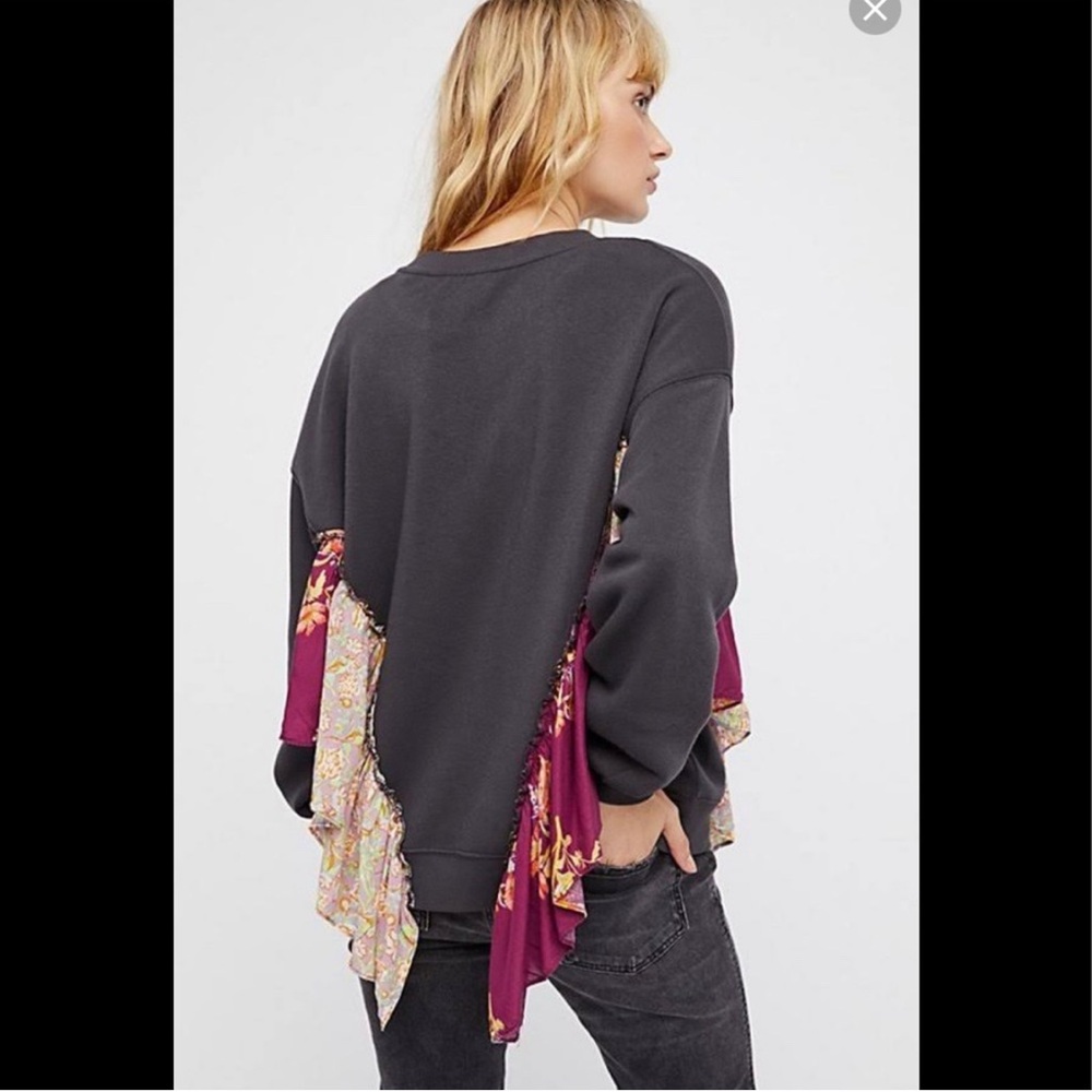 🖤Free People | She’s Just Cute Pullover Sweatshirt - Picture 2 of 7